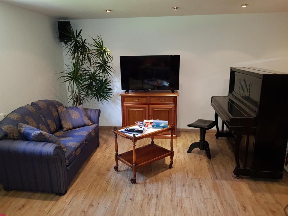 4 Sterne Souterrain Alt-mariendorf Appartement Berlijn